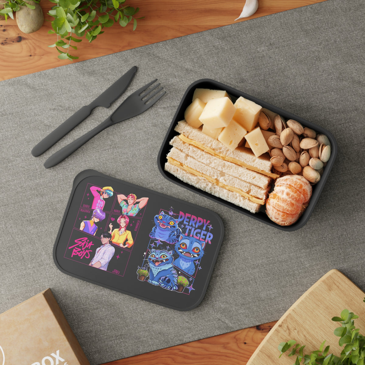 Saja Boys & Derpy Tiger Bento Box — Lunch Just Got a Main Character Moment